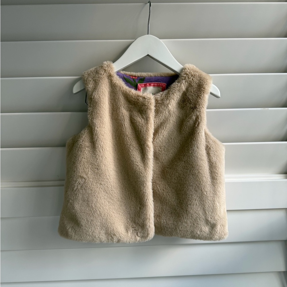 Mini Boden Faux Fur Vest in Cream